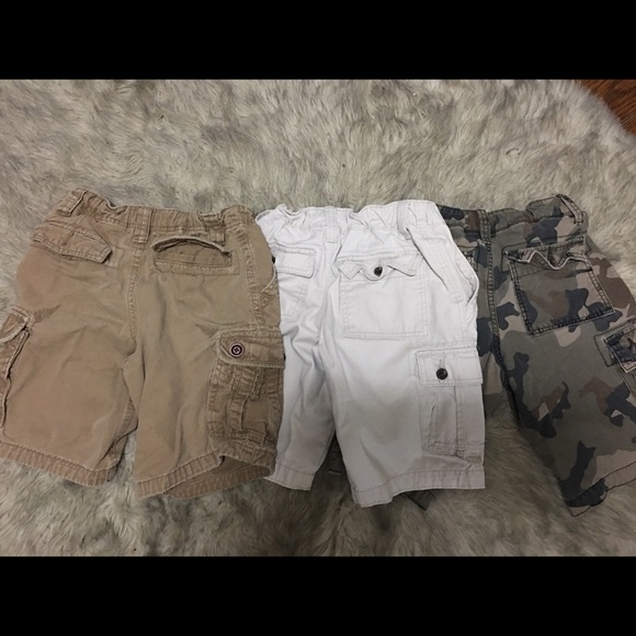 Boy size 10 shorts - Picture 2 of 5